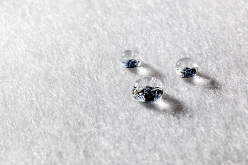 A nonwoven made from Kelheim Fibre’s water-repellent Olea fibres.