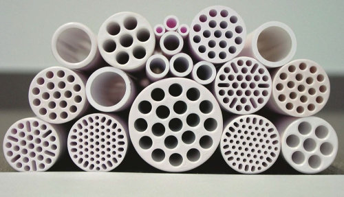 Ceramic membranes from the Fraunhofer Institute for Ceramic Technologies and Systems IKTS.
 (Picture © Fraunhofer IKTS.)