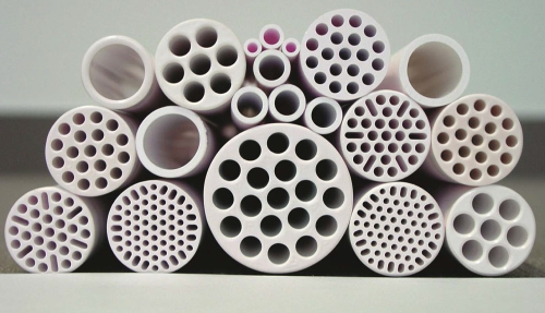 Ceramic membranes from the Fraunhofer Institute for Ceramic Technologies and Systems IKTS.
 (Picture © Fraunhofer IKTS.)