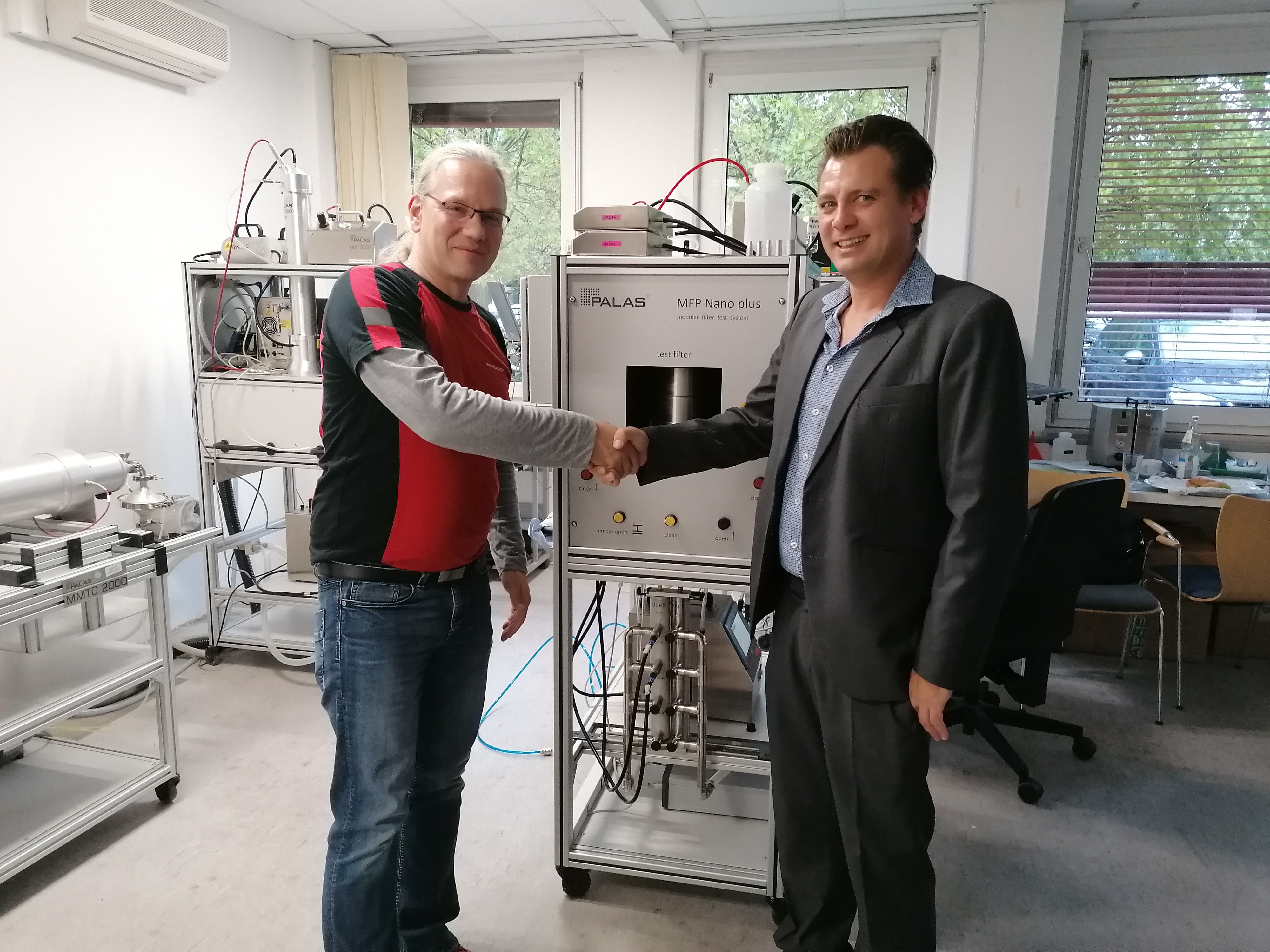 JP Air Tech's quality manager, Brian Vickmann (right) and sales and application engineer, Sven Schütz (left) from Palas during the final acceptance of the test rig.