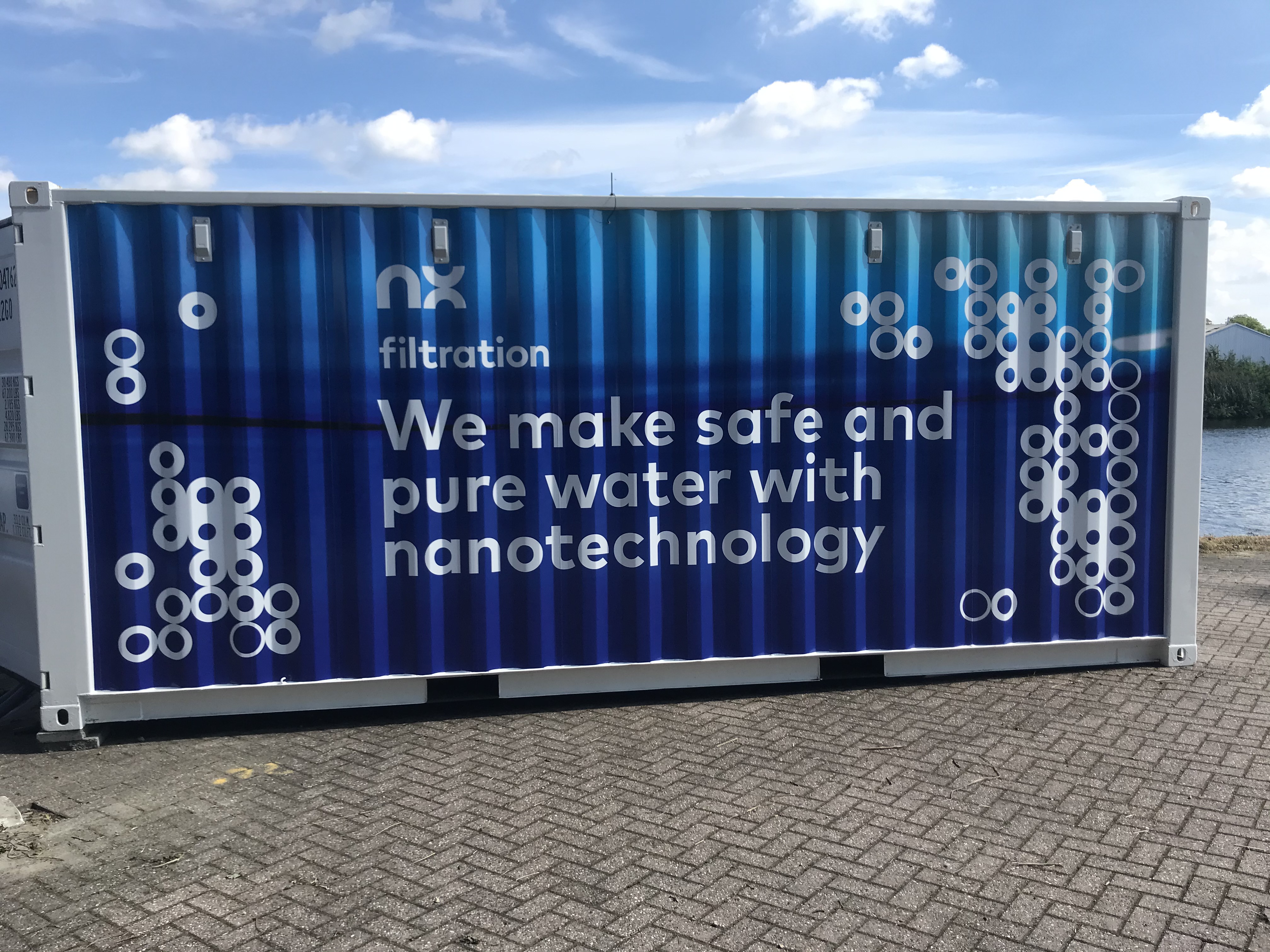 NX Filtration’s mobile hollow fibre nanofiltration system at the Twentekanaal in the Netherlands.
