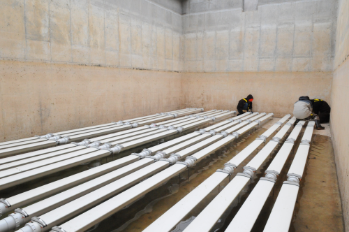Installing Sanitaire Gold membrane diffusers