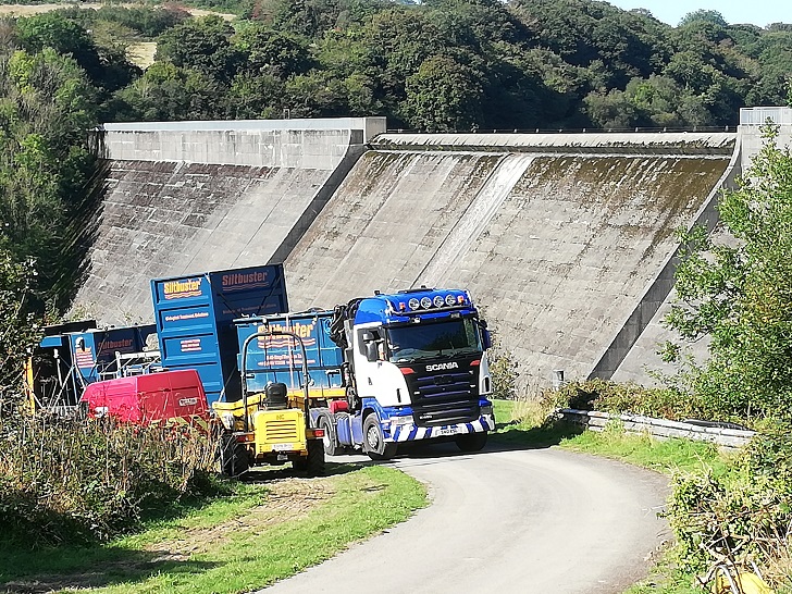 Arrival of the SPS wastewater treatment solution on-site at the Llys y Frân visitor centre in Wales.