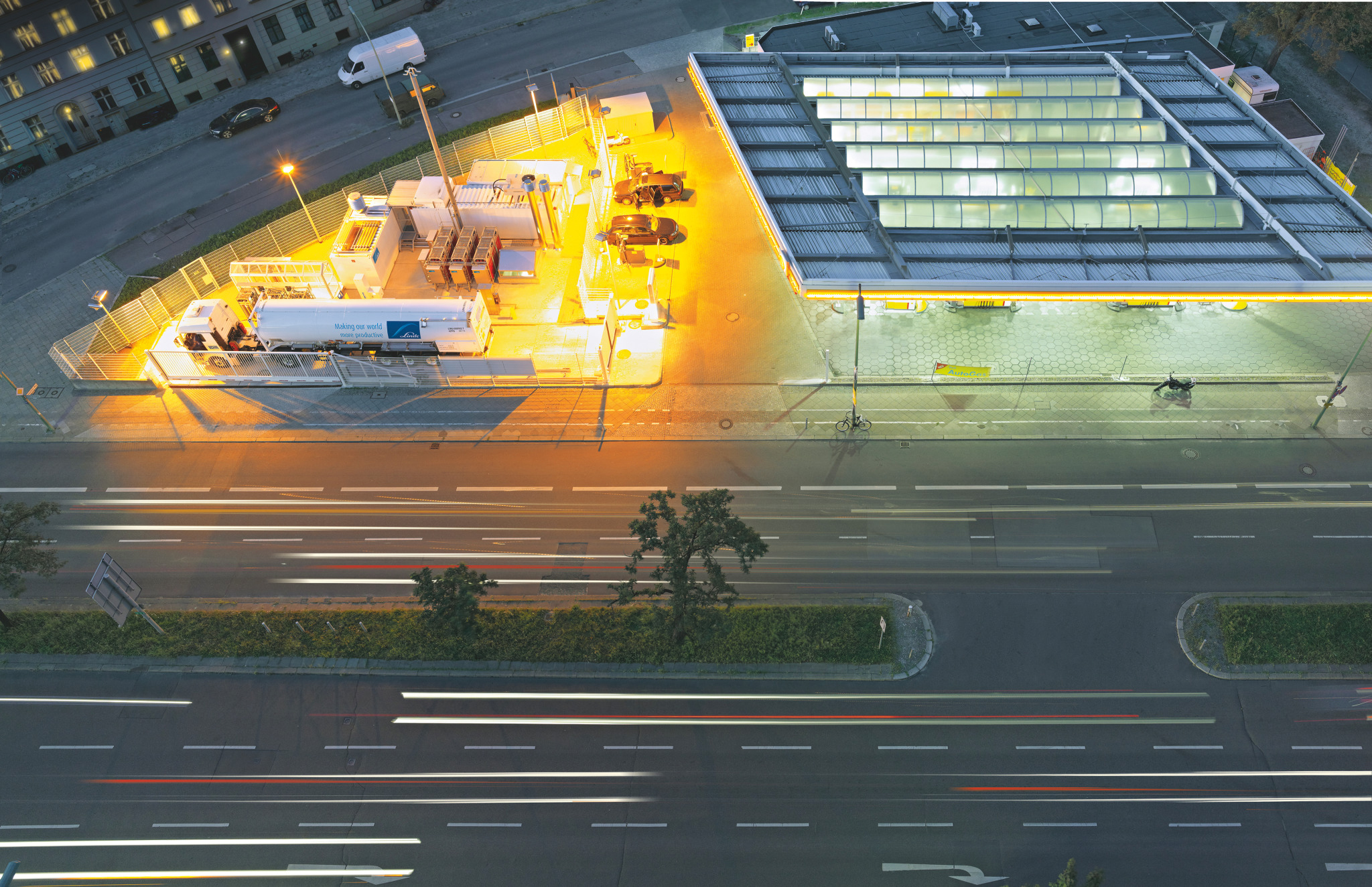 Hydrogen, as a zero-emission fuel, is paving the way for climate-friendly forms of mobility. (Image: Linde)
