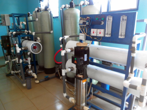 The reverse osmosis filter elements of the specialty chemicals company Lanxess are helping to supply clean drinking water in northern Ghana. Photo: Mazareka Co Ltd