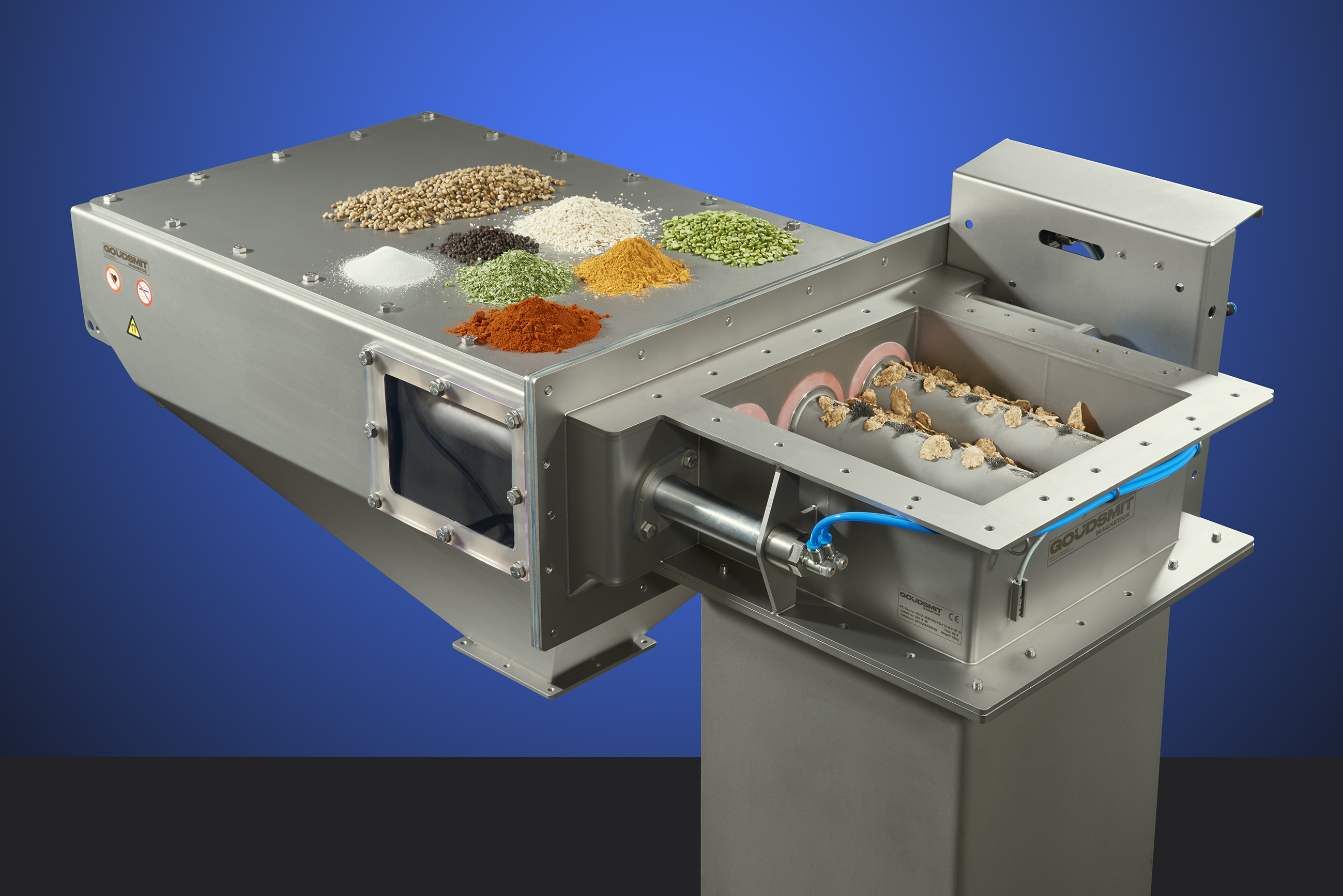 The Goudsmit Easy Clean flow magnet separator removes metal particles and stainless steel particles from powders as fine as 30 µm.