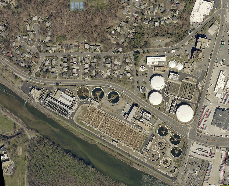An aerial view of the Arlington County Water Pollution Control Bureau (WPCB) plant where De Nora's technology has been in place for 10 years.