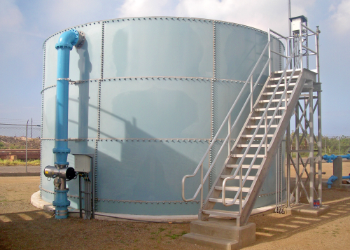 A Berson InLine UV disinfection system installed on one of Aruba’s drinking water storage tanks