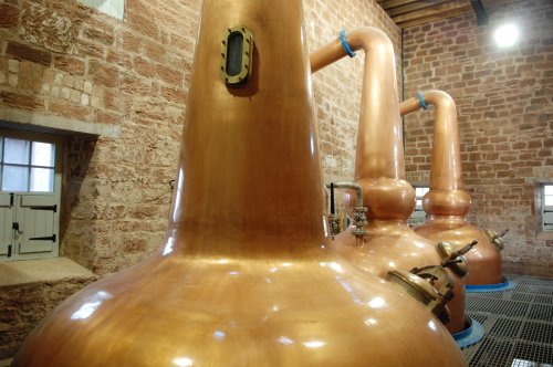 Production has started at the Annandale Distillery after Veolia recommissioned the borehole