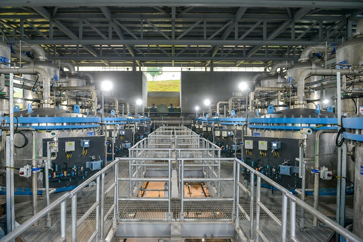 The ceramic membrane vessels at the CCKWW plant. Photo courtesy of PUB, Singapore’s National Water Agency.
