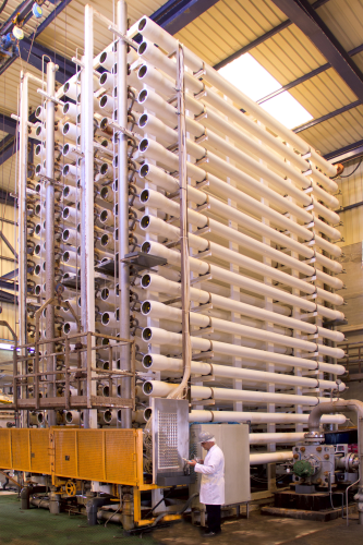 Figure 1: Frame with 144 pressure pipes for desalination of seawater.