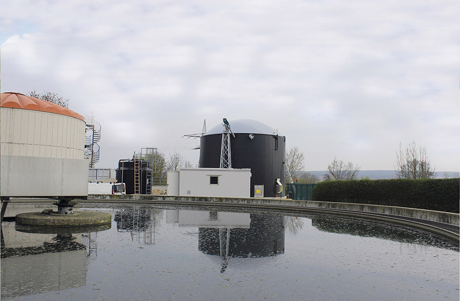 The sewage treatment plant in Burgebrach demonstrates how a biogas plant can help reduce energy and disposal costs.